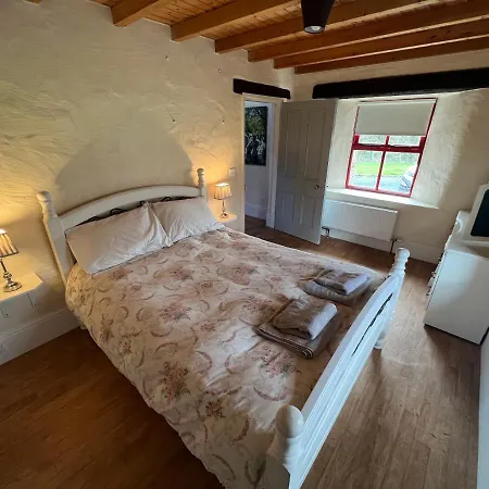 Carraun Holiday home *